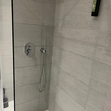 Osiris And Отель