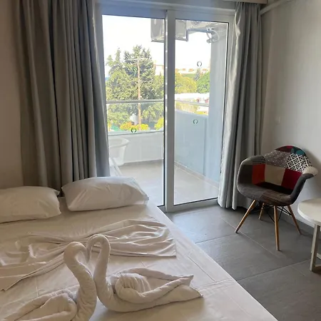 Szálloda Osiris And 3*