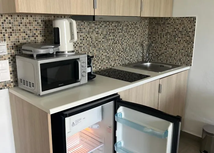 מלון Osiris And יאליסוס