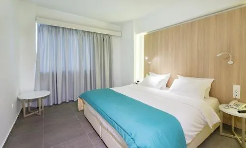 Osiris And Hotel Jalisos