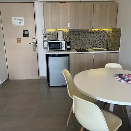 Osiris And יאליסוס