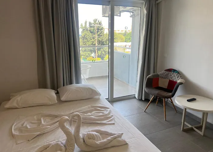 Hotell Osiris And 3*